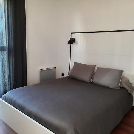 Ty Nevet - Appartement Avec Balcon Et Parking Prive Quimper Exteriör bild