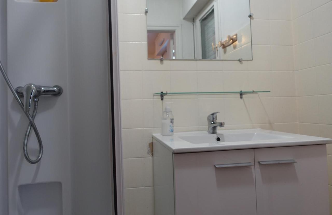 Ty Nevet - Appartement Avec Balcon Et Parking Prive Quimper Exteriör bild